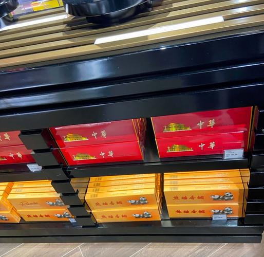 男子买的高档香烟通常是一些品牌知名、口感独特、价格昂贵的烟草制品。以下是一些国内外知名的高档香烟品牌